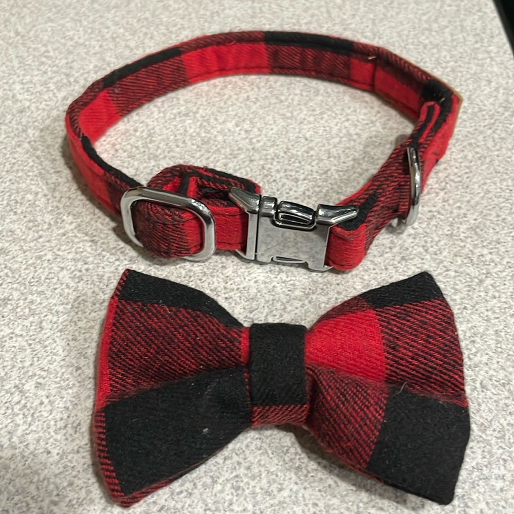 Plaid Dog collar (with bowtie!) By PACK LEASHES